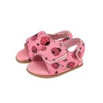 Sandalias BIBI rosadas con estampado de fresa y doble velcro - Image 3