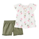 Conjunto Carter’s de bluza diseño floral y short verde con volados