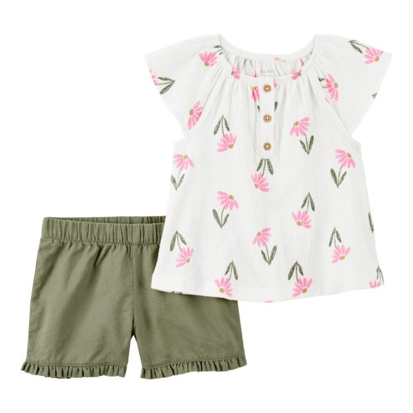 Conjunto Carter’s de bluza diseño floral y short verde con volados