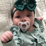 Pack x2 chupetes Tommee Tippee ultralivianos (18-36m), verde - Image 5