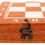 Ajedrez con tablero plegable, en madera - Image 3