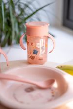 Vaso 360° Suavinex (+12m) de 340ml, diseño Forest rosa - Image 2