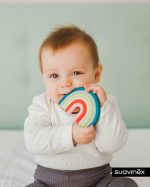 Mordedor Suavinex Arcoíris, color rosa - Image 5